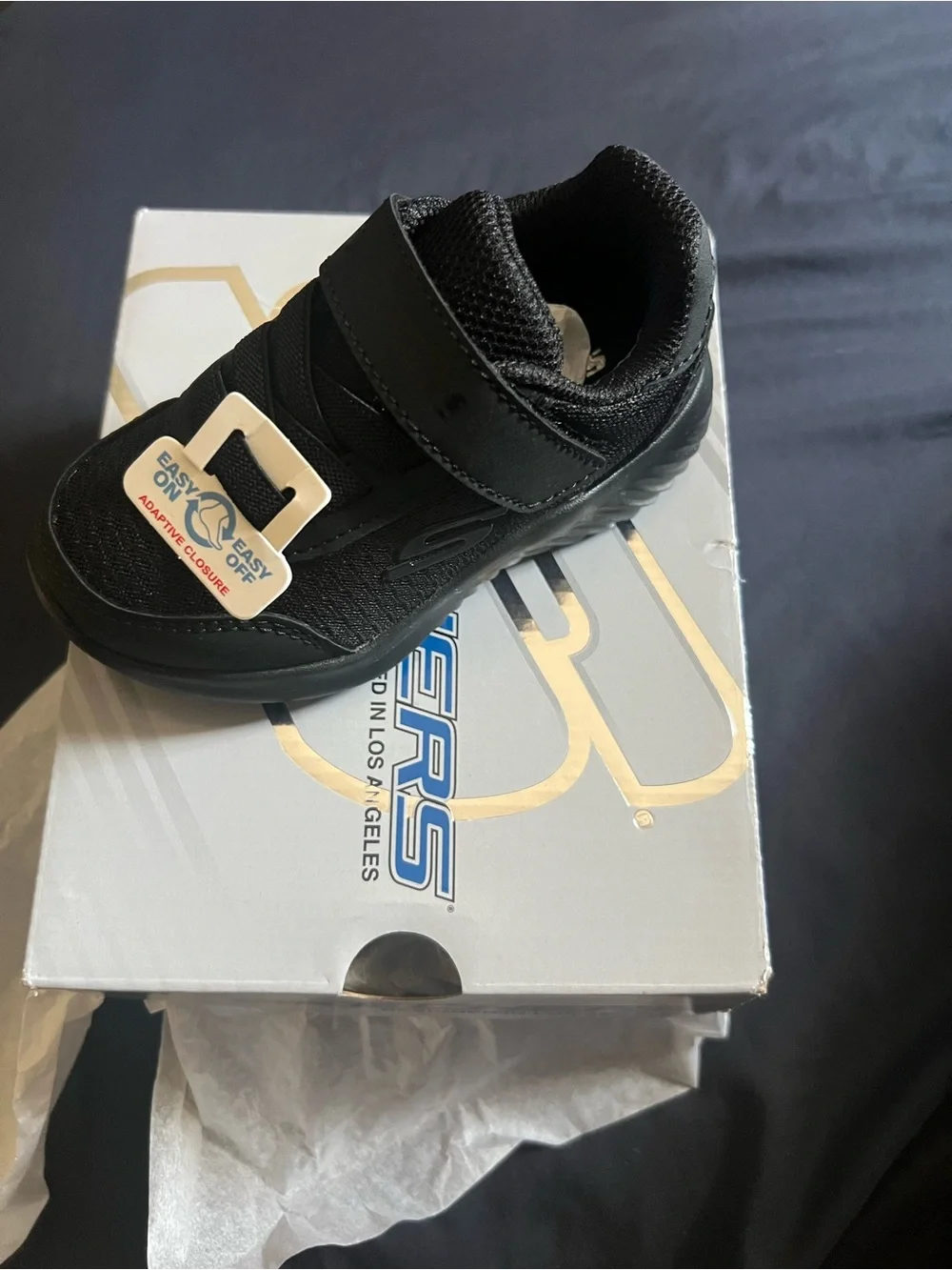 Skechers Kids Black Adaptive Easy-On Closure Sneaker